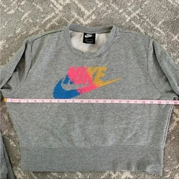 Nike Grey Cropped Sweatshirt with Multicolor Swoosh, Embroidered Sweatshirt, S - Picture 6 of 8